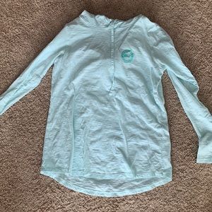 small mint green vineyard vines hooded shirt